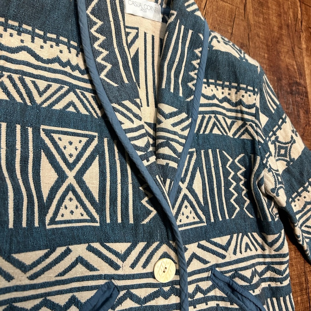 Tribal Patterned Cardigan - Picture 3 of 3